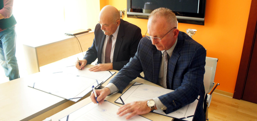 POTPISAN MEĐUNARODNI SPORAZUM O SURADNJI IZMEĐU UDRUŽENJA OBRTNIKA RIJEKA I UDRUŽENJA SAMOSTALNIH ZANATLIJA NOVI SAD